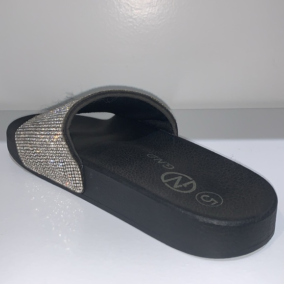 SPARKLY RHINESTONE BLACK SLIDES - Picture 7 of 8
